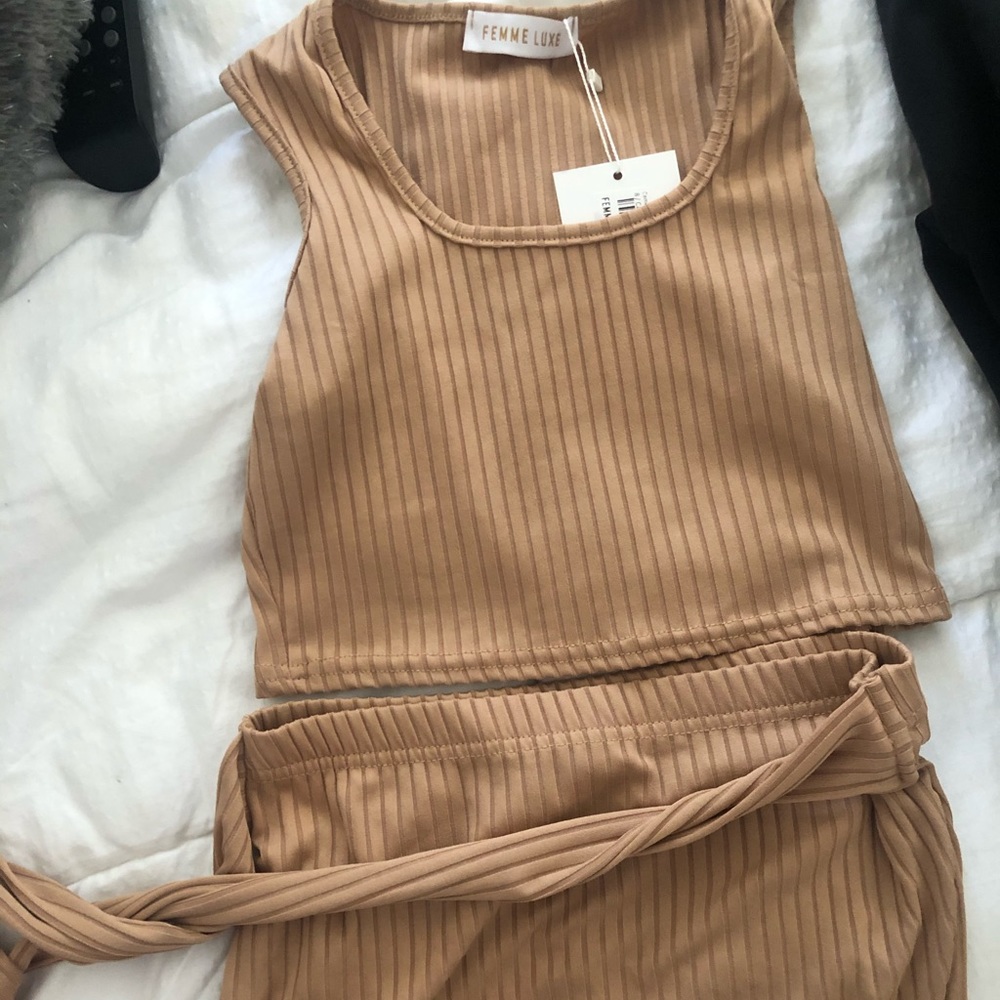 Femme Luxe Tan Set size S